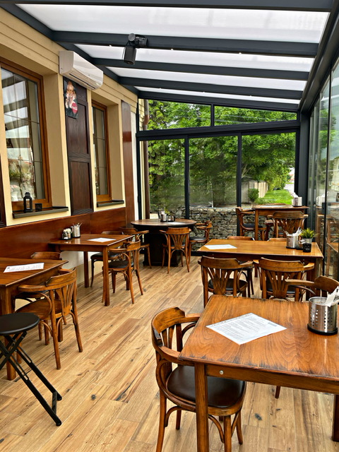 Nevada Pub